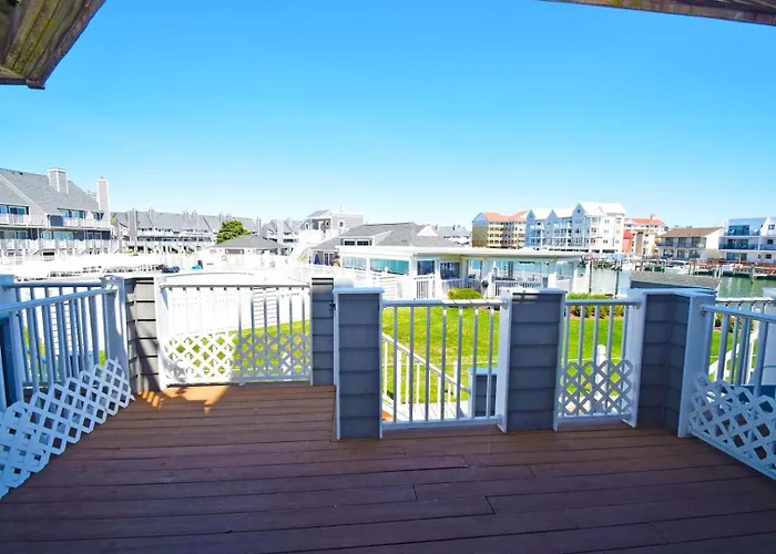 Harbour Island 45g Townhouse Holiday home